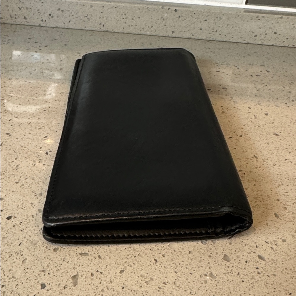 LOUIS VUITTON - Monogram Wallet - Picture 6 of 14
